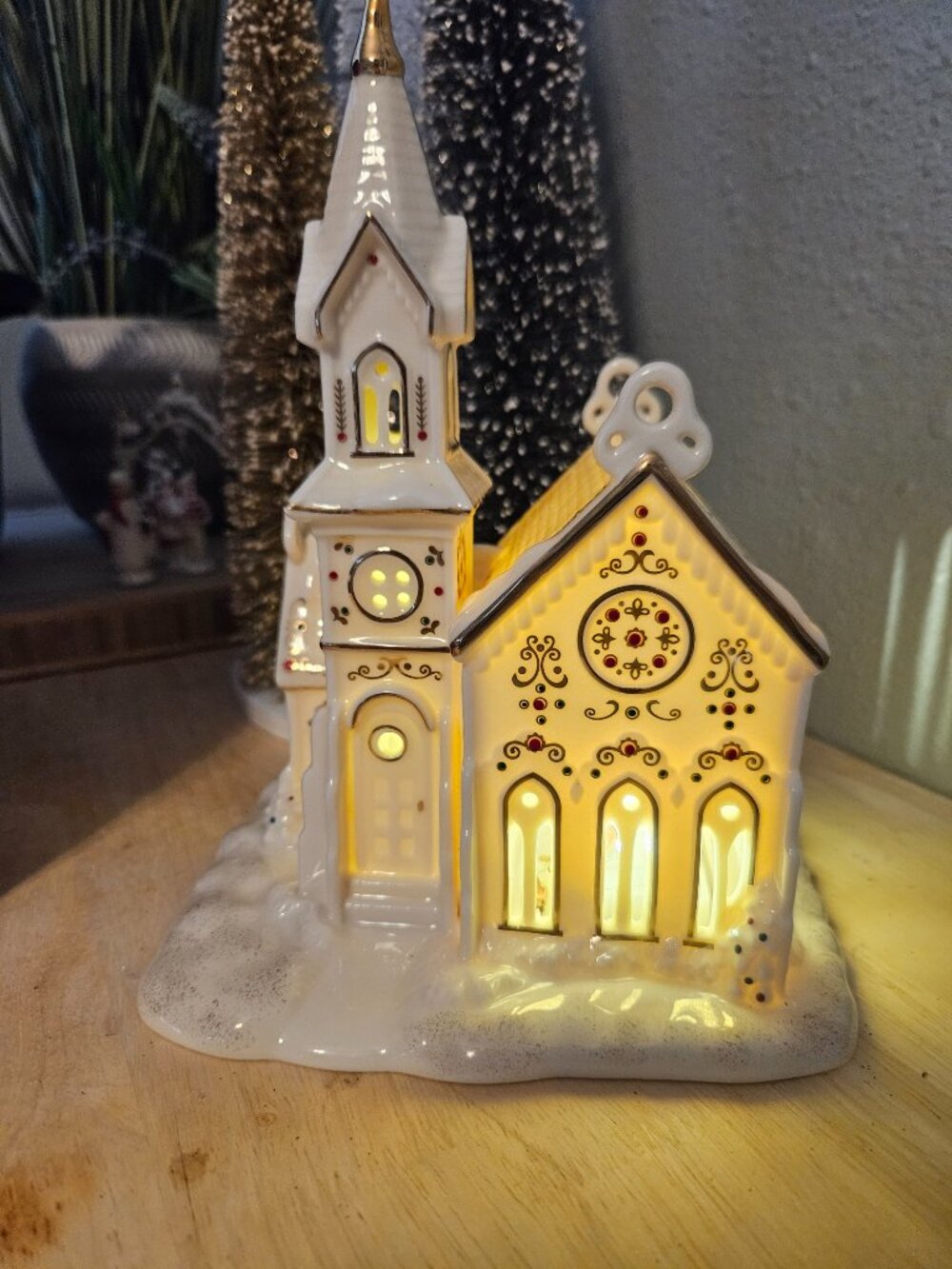 Lenox Village Treasures Mistletoe Village Church